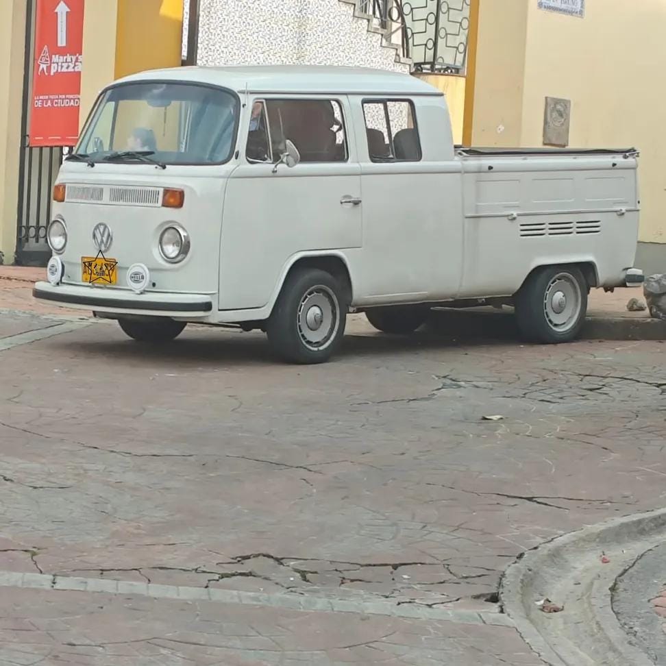 VOLKSWAGEN T2